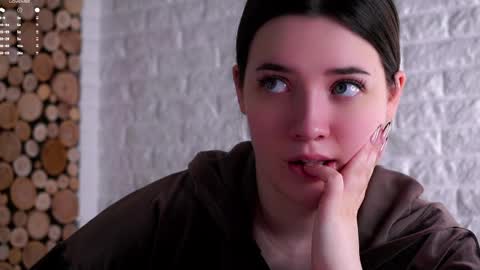 Lucy online show from April 2026 01:22:01 AM