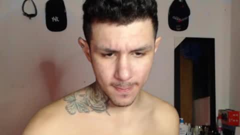 Snapshot of maikjameshot chatting on November 2025 06:38:02 AM maikjameshot online show from November 2025 06:38:02 AM