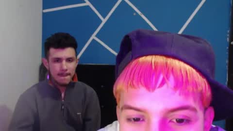 Snapshot of maikjameshot chatting on December 2025 06:07:02 AM maikjameshot online show from December 2025 06:07:02 AM