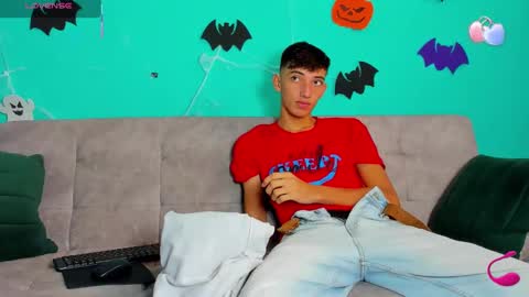 Snapshot of maikol_ortizz chatting on November 2025 12:39:02 PM Maikol online show from November 2025 12:39:02 PM