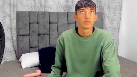 Snapshot of maikol_ortizz chatting on November 2025 11:24:02 AM Maikol online show from November 2025 11:24:02 AM