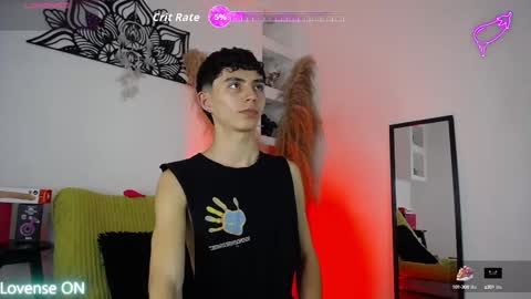 Maiky Cooper online show from September 2025 08:20:01 PM