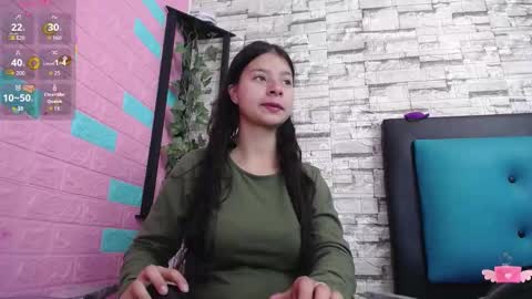 Snapshot of maily_can chatting on November 2025 12:50:02 PM MAILY CAN online show from November 2025 12:50:02 PM