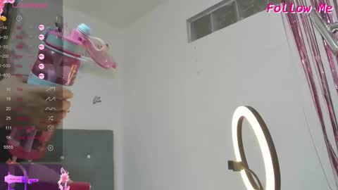 Snapshot of mailyn_bakerrr chatting on February 2026 06:55:02 PM mailyn bakerrr online show from February 2026 06:55:02 PM