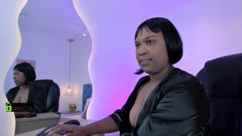 Snapshot of mailyndixon chatting on November 2025 05:18:02 AM Mailyn online show from November 2025 05:18:02 AM