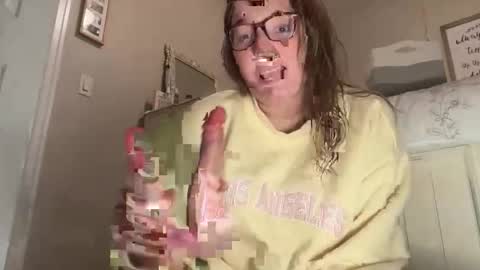 maisystellaxx online show from March 2026 02:15:02 AM