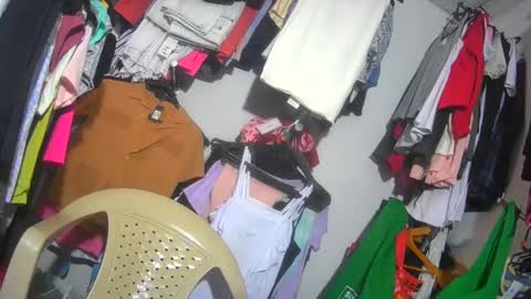 maite2020 online show from December 2024 04:29:02 PM