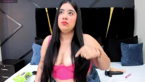 Snapshot of maite_grays chatting on June 2026 12:04:02 PM M A I T E online show from June 2026 12:04:02 PM