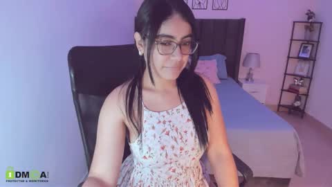 Snapshot of maite_kanes chatting on November 2025 04:56:02 AM Maite online show from November 2025 04:56:02 AM