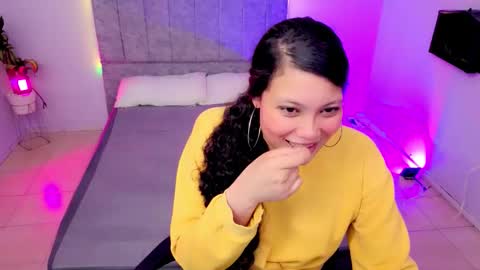 MAITE STONE1 online show from December 2025 03:33:01 AM