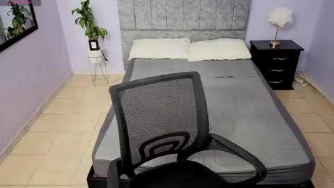 MAITE STONE1 online show from December 2025 03:12:03 AM