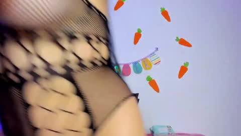 mai  online show from April 2026 07:00:01 PM