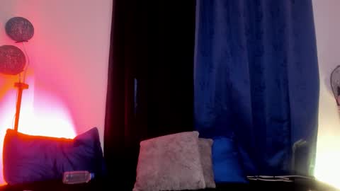 Snapshot of maitte_love chatting on November 2025 09:57:02 PM maitte_love online show from November 2025 09:57:02 PM