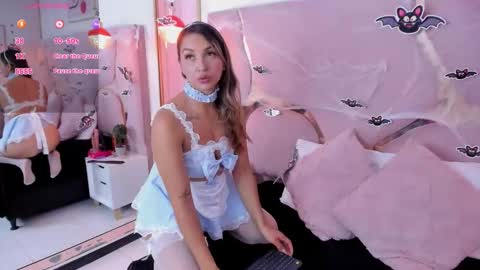 maiyajoness online show from October 2025 04:26:01 AM