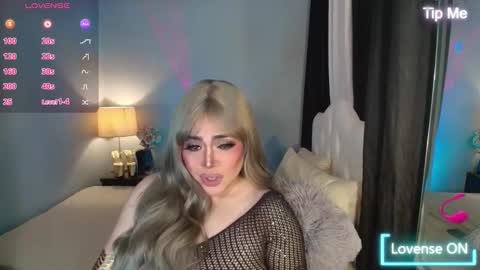 Snapshot of majestydannaxx chatting on November 2025 04:11:02 AM majestydannaxx online show from November 2025 04:11:02 AM