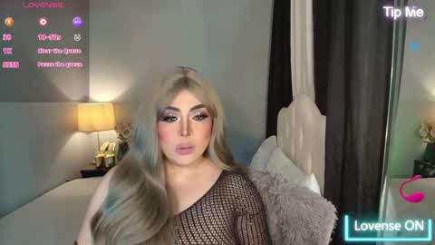 Snapshot of majestydannaxx chatting on November 2025 02:50:01 AM majestydannaxx online show from November 2025 02:50:01 AM