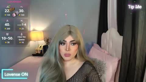 Snapshot of majestydannaxx chatting on December 2025 03:01:02 AM majestydannaxx online show from December 2025 03:01:02 AM