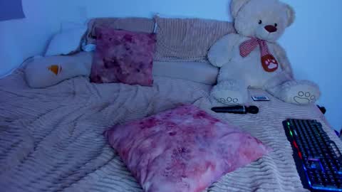 majito online show from November 2025 09:52:02 PM