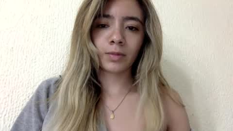 majo_gomezz online show from March 2026 05:44:01 AM