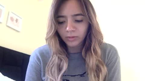 Snapshot of majo_gomezz chatting on June 2026 04:27:02 PM majo_gomezz online show from June 2026 04:27:02 PM