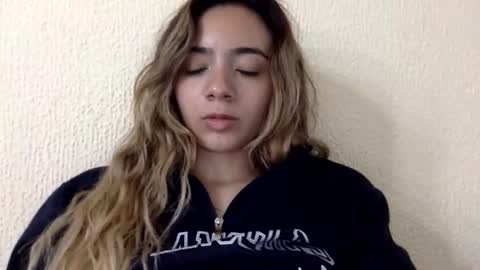 Snapshot of majo_gomezz chatting on July 2026 05:43:02 AM majo_gomezz online show from July 2026 05:43:02 AM