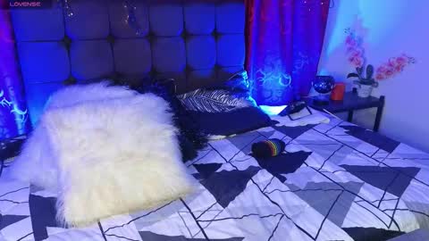 Celeste Bonet  online show from October 2025 11:44:01 AM