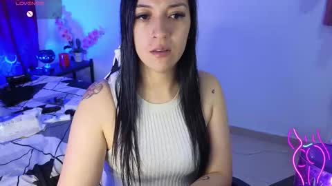 Celeste Bonet  online show from November 2025 12:09:02 PM