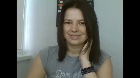 make_mesmile online show from March 2026 08:26:33 AM