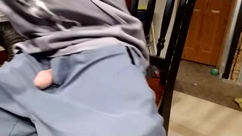 Snapshot of makemypantstightasfuck chatting on February 2025 10:55:02 AM makemypantstightasfuck online show from February 2025 10:55:02 AM