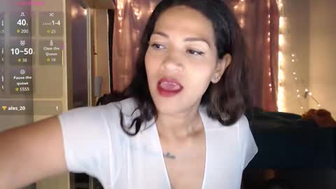 MAKENNAA online show from October 2025 09:55:01 AM