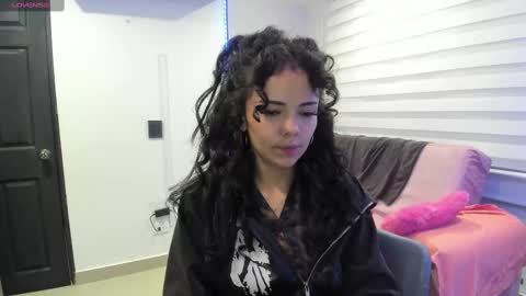 Snapshot of mal_norma chatting on February 2025 11:47:02 PM Mal Norma online show from February 2025 11:47:02 PM