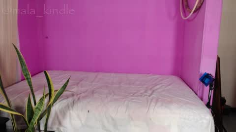 Call me Mala independent model online show from November 2025 07:35:02 PM