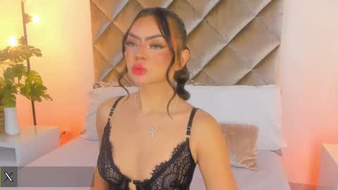 Snapshot of malaia_hills chatting on June 2026 06:57:02 PM Call Me Mala online show from June 2026 06:57:02 PM