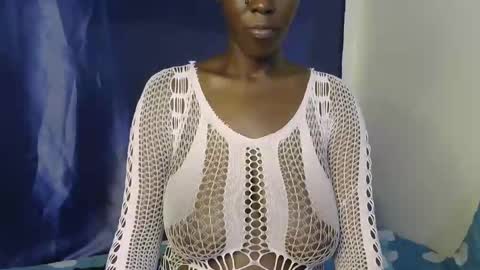 malaika_musa online show from October 2025 05:04:02 AM