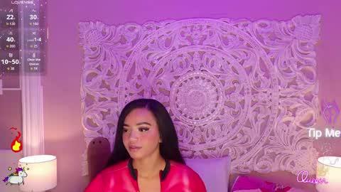 Snapshot of malaikabrown chatting on June 2026 05:00:01 AM online show from June 2026 05:00:01 AM