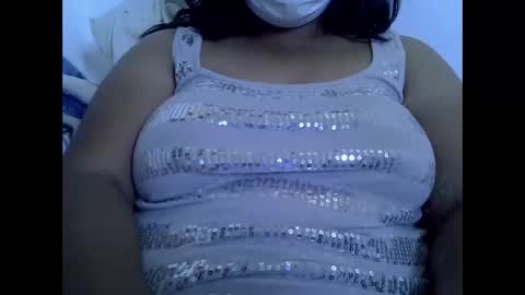 Snapshot of malakaie chatting on May 2026 01:08:02 PM Malakaye online show from May 2026 01:08:02 PM