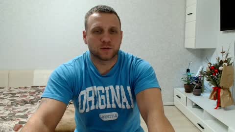 malchyshka online show from January 2025 11:22:02 AM