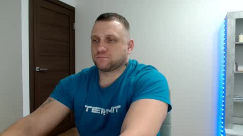 Snapshot of malchyshka chatting on February 2026 12:47:02 PM malchyshka online show from February 2026 12:47:02 PM