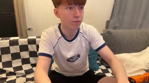 Snapshot of malcolm_yang chatting on November 2025 08:19:02 PM Tom and Mark 3 online show from November 2025 08:19:02 PM