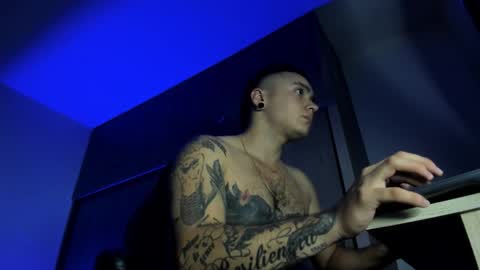 ADAM         online show from November 2025 09:02:02 PM