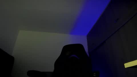 ADAM         online show from November 2025 03:06:02 AM