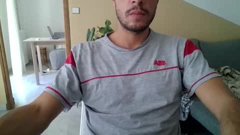 Snapshot of maleboyz chatting on October 2025 11:02:01 AM Boybi online show from October 2025 11:02:01 AM