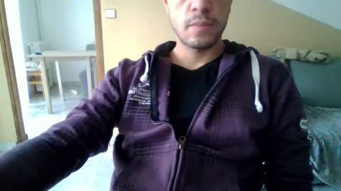 Boybi online show from November 2025 08:20:01 AM