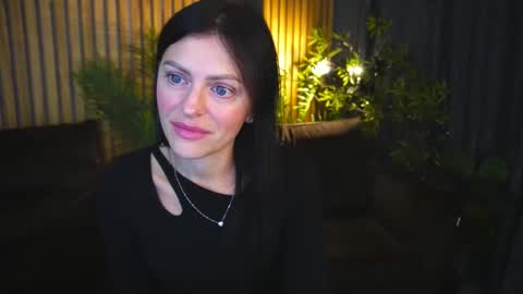 Snapshot of maleficentcrown chatting on November 2025 08:26:01 AM maleficentcrown online show from November 2025 08:26:01 AM