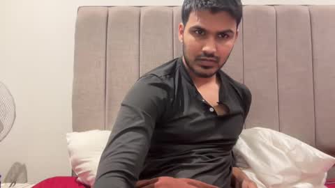 Snapshot of malegreek chatting on March 2025 08:10:02 PM malegreek online show from March 2025 08:10:02 PM