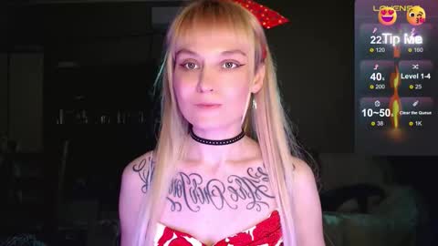 Mischelle online show from November 2025 10:44:02 PM