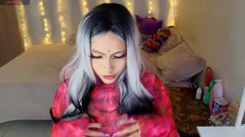 maliciaxpoison online show from April 2026 11:02:02 PM