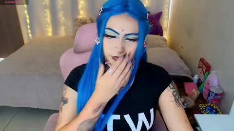 Snapshot of maliciaxpoison chatting on April 2026 09:37:01 PM maliciaxpoison online show from April 2026 09:37:01 PM