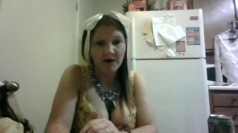 Snapshot of malinda702 chatting on January 2025 08:26:02 AM malinda702 online show from January 2025 08:26:02 AM