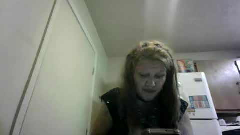 Snapshot of malinda702 chatting on November 2025 03:05:01 AM malinda702 online show from November 2025 03:05:01 AM